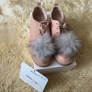 POM POM Shoe Accessory Clip Ons